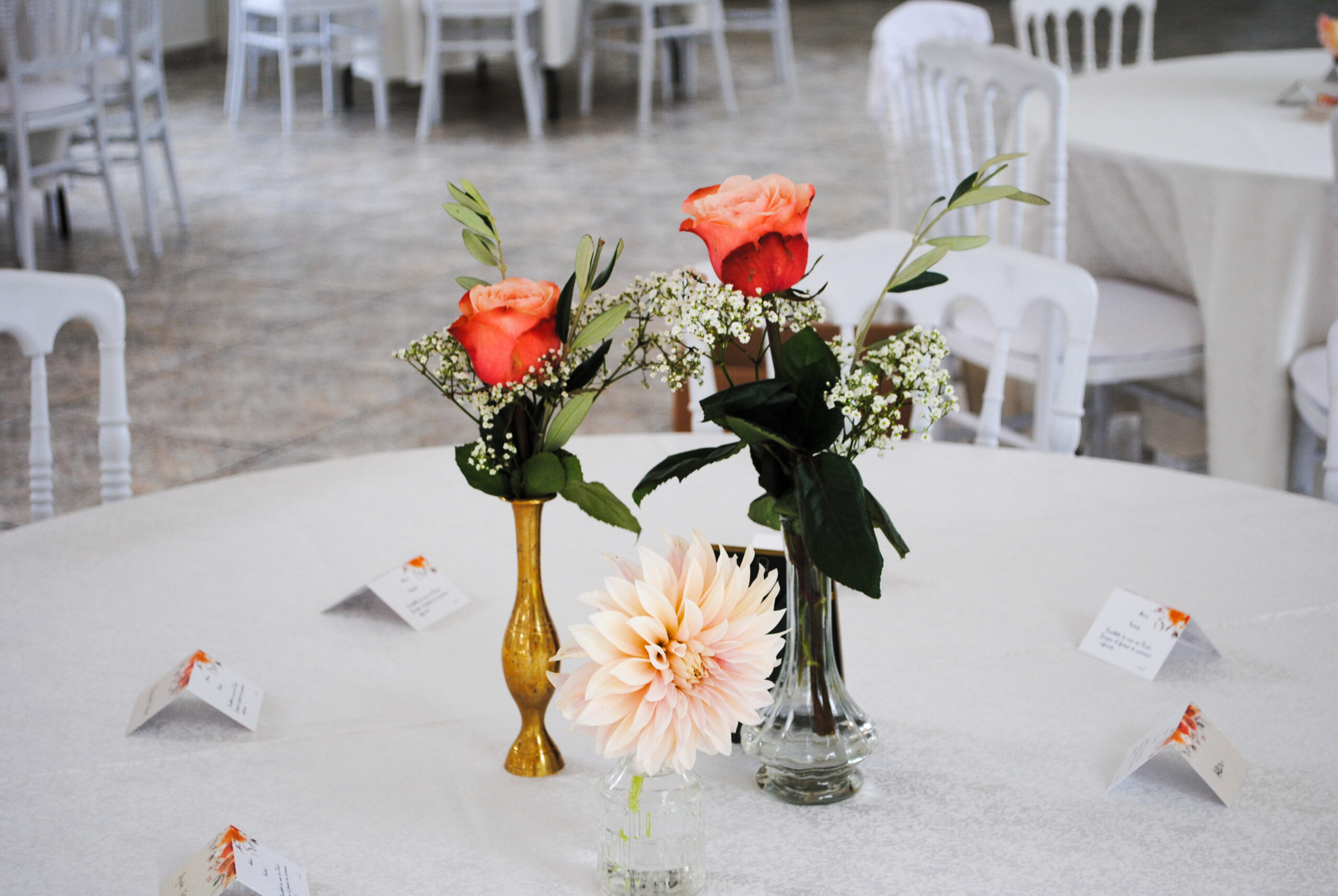 Table des invités mariage fleurs