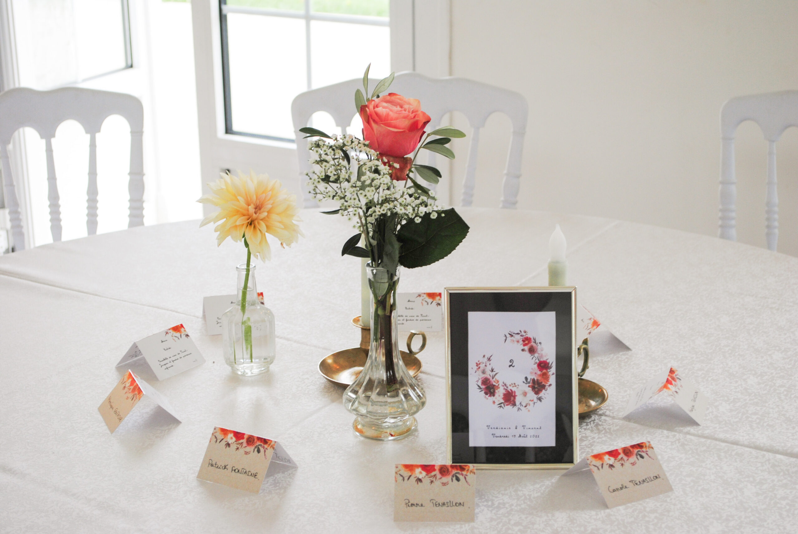 Table de mariage rose gypsophile et